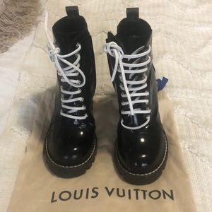 Louis Vuitton Star Trail Ankle Boots